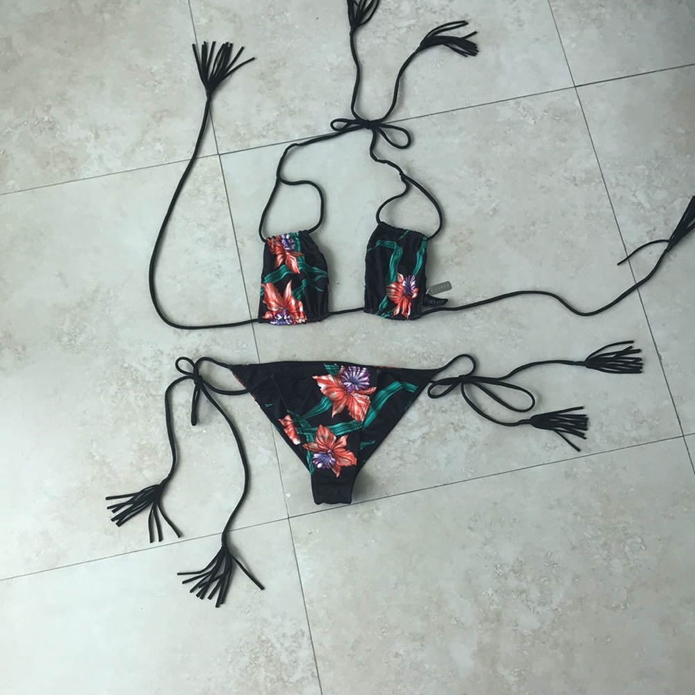 Indah tie side two piece